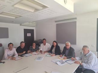 convention de Revitalisation des centres-bourgs dans le Quercy Vert Aveyron les élus signent un contrat
